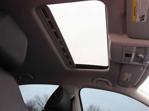 Used 2016 Volkswagen Passat 1.8T SE image 15