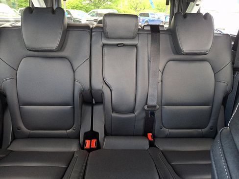 New 2026 Ford Bronco Badlands image 11