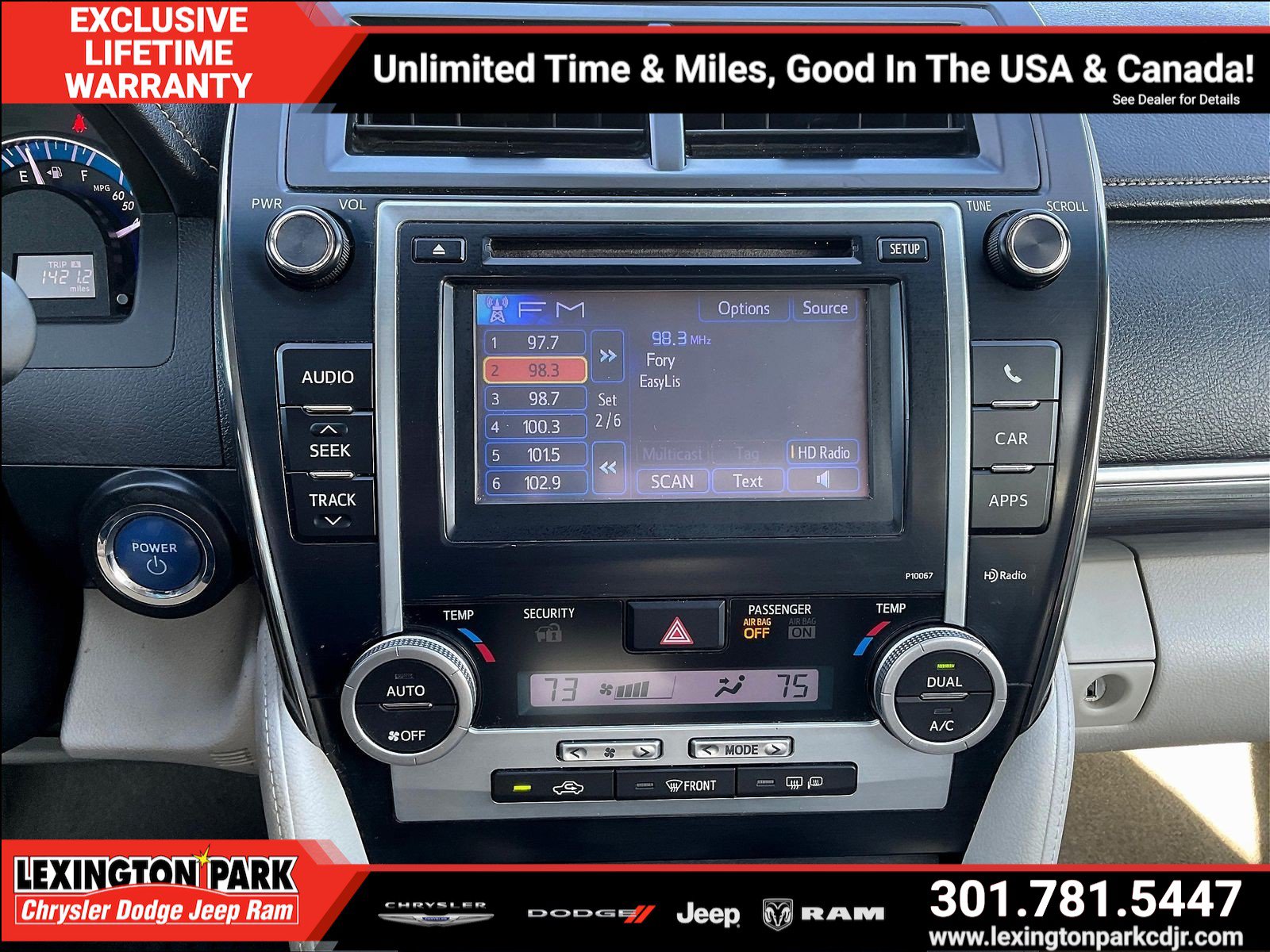 Used 2012 Toyota Camry XLE w/ Leather Pkg FWD image 15