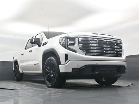Used 2023 GMC Sierra 1500 Denali w/ Denali Reserve Package image 44