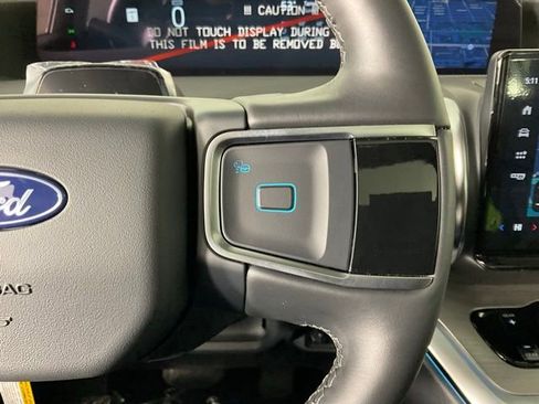 New 2026 Ford Expedition Platinum image 27