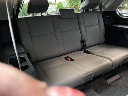 Used 2023 Toyota Sequoia Limited w/ Tow Technology Package AWD/4WD image 23