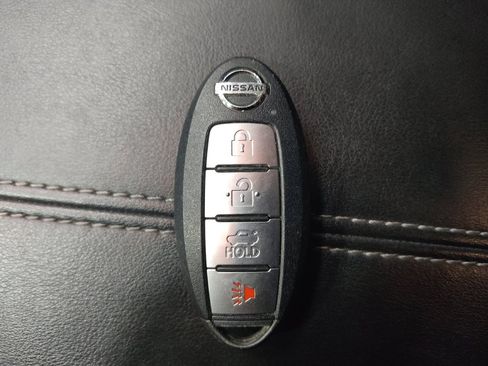 Used 2023 Nissan Sentra SV image 32