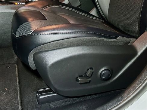 Certified 2022 Jeep Cherokee Limited image 16