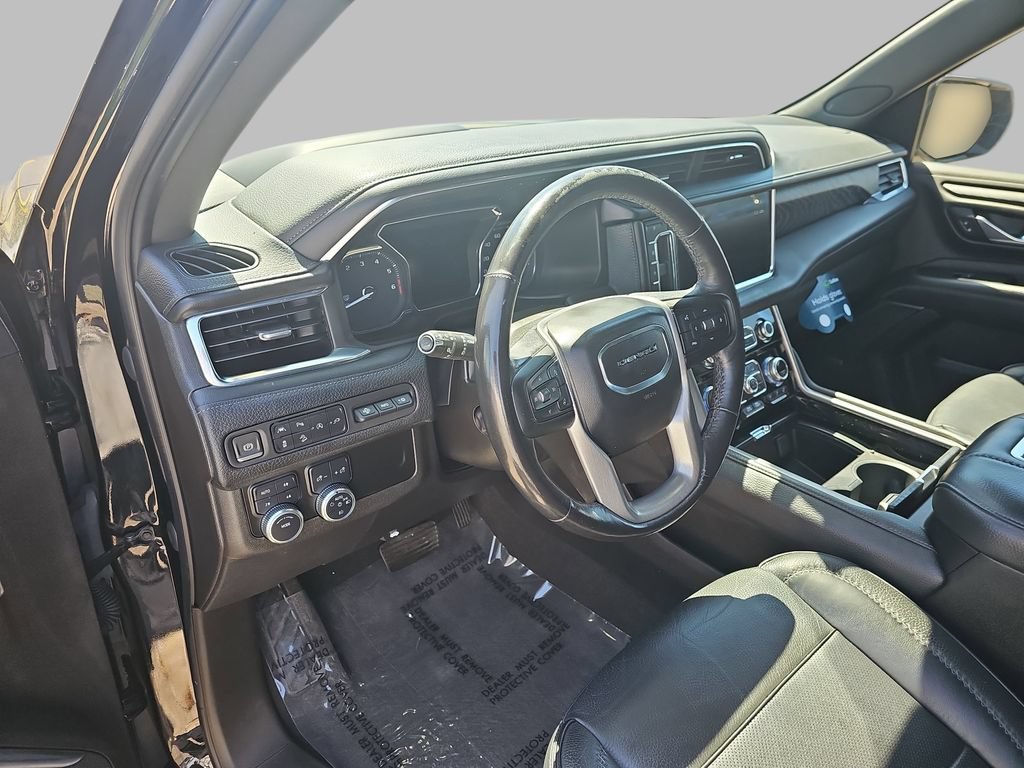 Certified 2021 GMC Yukon XL Denali w/ Denali Premium Package AWD/4WD image 22