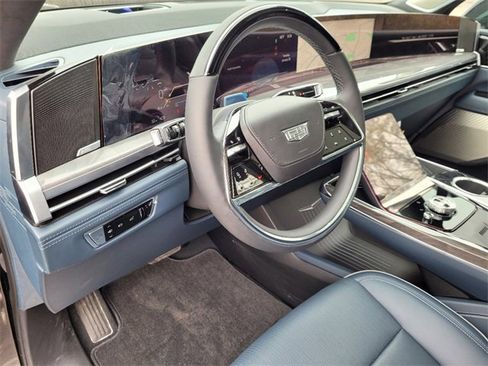 New 2025 Cadillac Escalade IQ Luxury 2 image 21