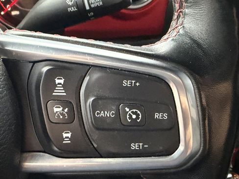 Used 2020 Jeep Gladiator Rubicon w/ Advanced Safety Group image 23