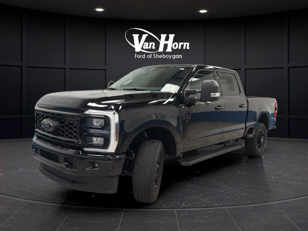 Used 2026 Ford F250 XLT w/ XLT Premium Package AWD/4WD image 3