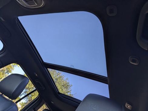 Used 2024 Jeep Grand Cherokee Limited w/ Trailer Tow Package image 25