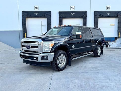 Used 2016 Ford F250 Lariat w/ Lariat Ultimate Package AWD/4WD image 14
