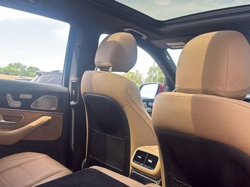 Certified 2024 Mercedes-Benz GLS 450 4MATIC image 17