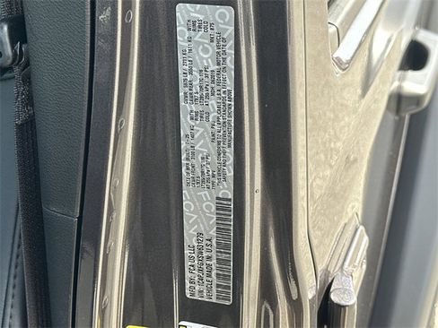 New 2025 Jeep Wrangler Unlimited Rubicon w/ Technology Group image 32