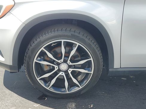 Used 2016 Mercedes-Benz GLA 250 4MATIC image 9