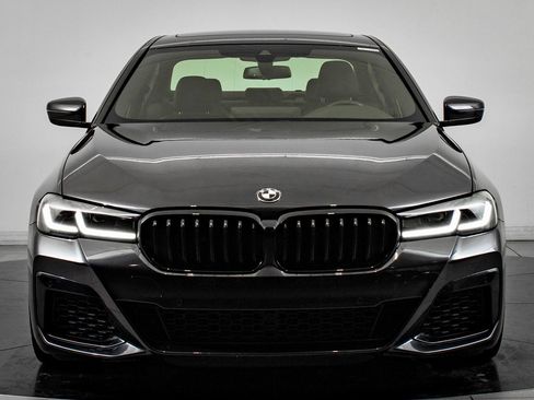 Used 2023 BMW 540i w/ M Sport Package image 2