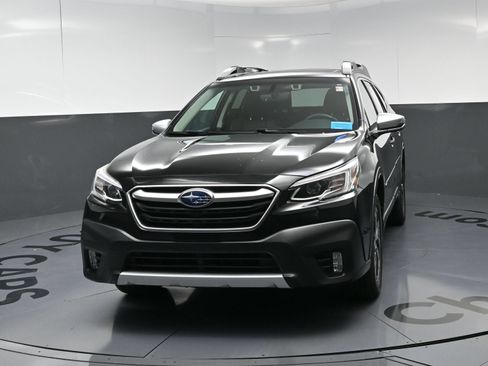 Used 2020 Subaru Outback Touring XT AWD/4WD image 5