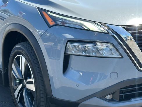 Used 2021 Nissan Rogue SL w/ Premium Package FWD image 9