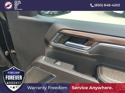 Used 2023 Chevrolet Silverado 1500 LT AWD/4WD image 31