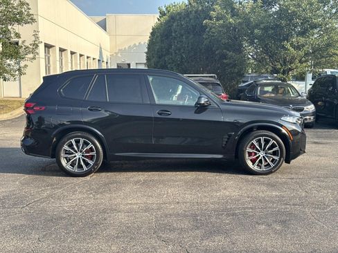 Used 2024 BMW X5 xDrive40i w/ M Sport Package AWD/4WD image 4