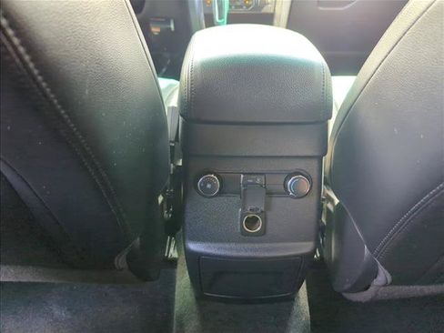 Used 2016 Ford Explorer XLT w/ Equipment Group 202A AWD/4WD image 20