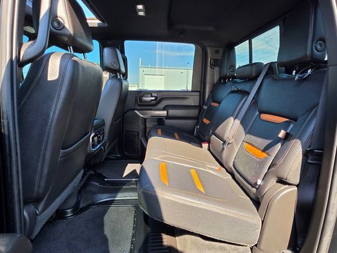 Used 2023 GMC Sierra 2500 AT4 w/ AT4 Premium Plus Package AWD/4WD image 37