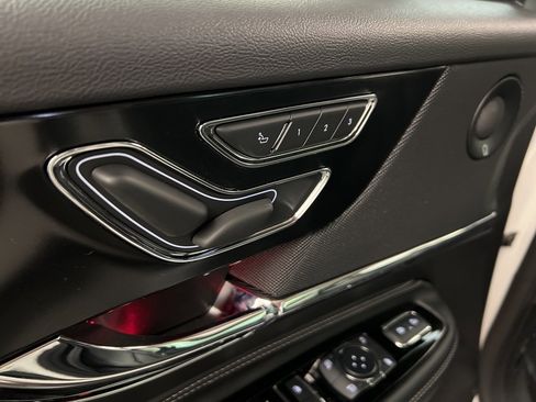 New 2026 Lincoln Corsair Reserve image 30