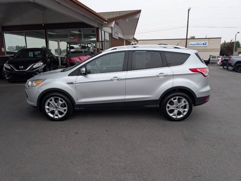Used 2015 Ford Escape Titanium AWD/4WD image 4