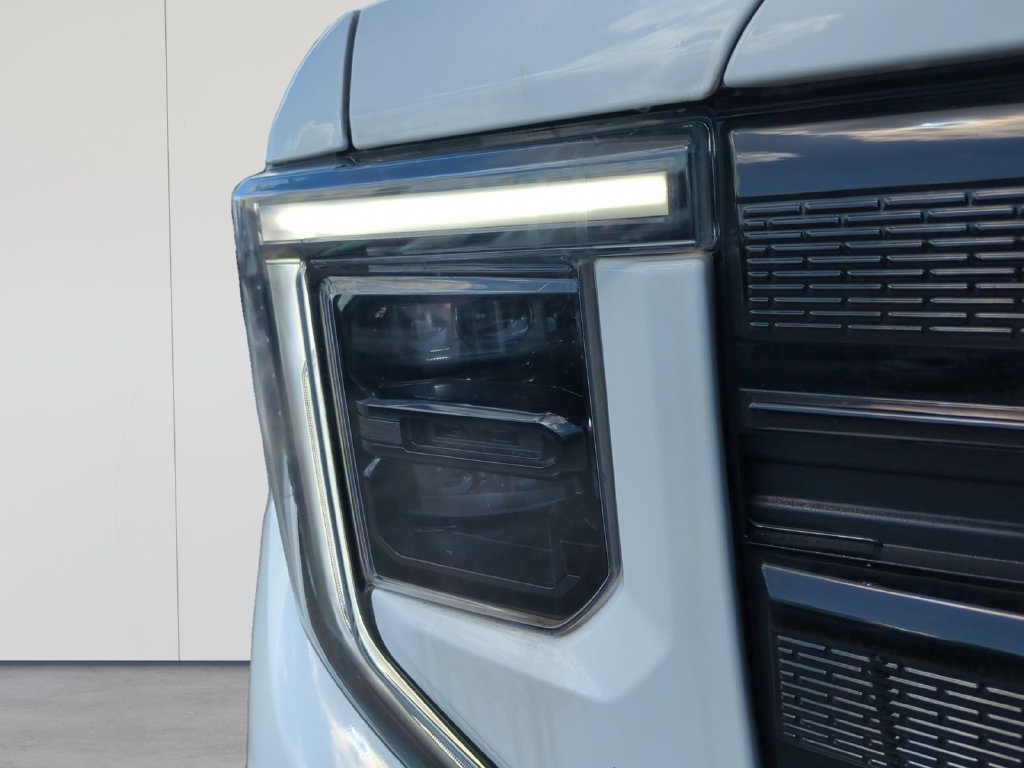Used 2024 GMC Sierra 1500 Elevation AWD/4WD image 10