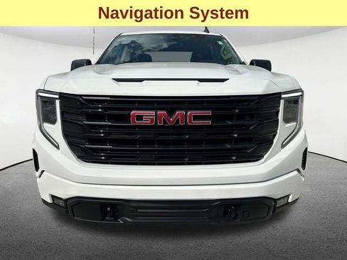 Used 2023 GMC Sierra 1500 Elevation w/ X31 Off-Road Package AWD/4WD image 4