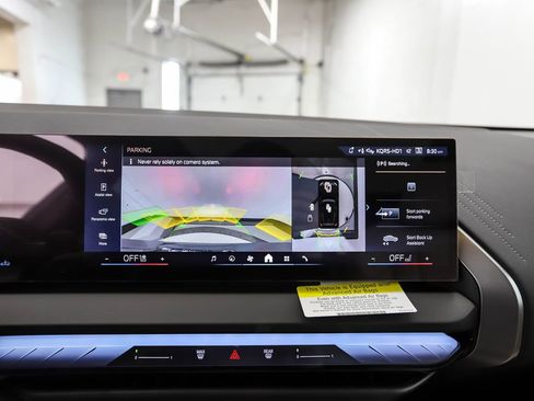 Used 2025 BMW X3 xDrive30i w/ Premium Package image 18