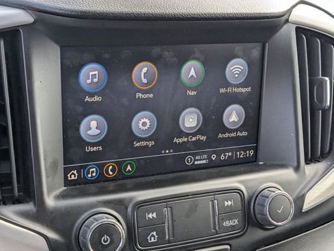 Used 2024 GMC Terrain SLE w/ Driver Convenience Package image 23