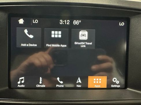 Used 2018 Ford Explorer XLT w/ Equipment Group 201A AWD/4WD image 29