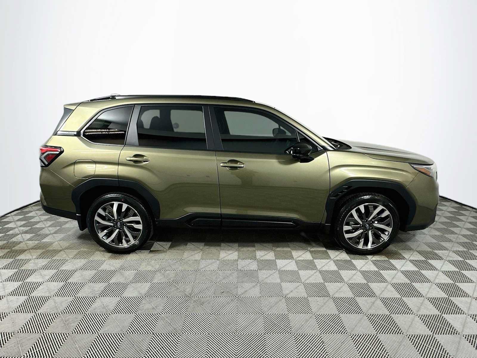 Certified 2026 Subaru Forester Touring AWD/4WD image 8