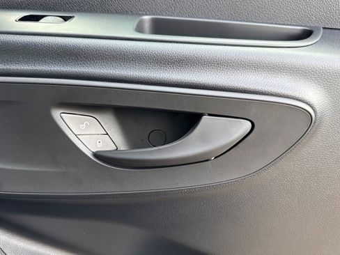 Used 2024 Mercedes-Benz Sprinter 3500 image 29