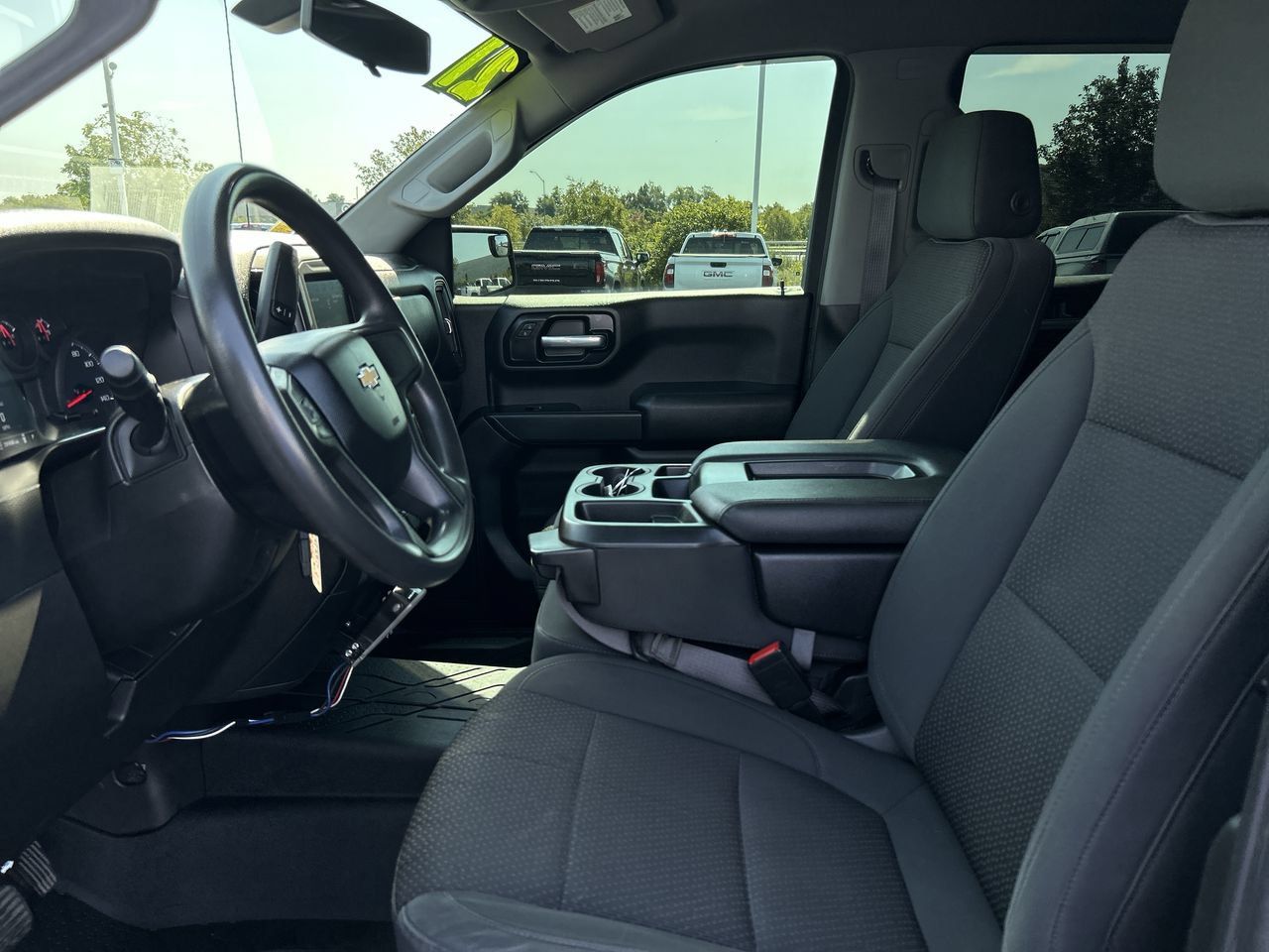 Used 2021 Chevrolet Silverado 1500 Custom AWD/4WD image 22