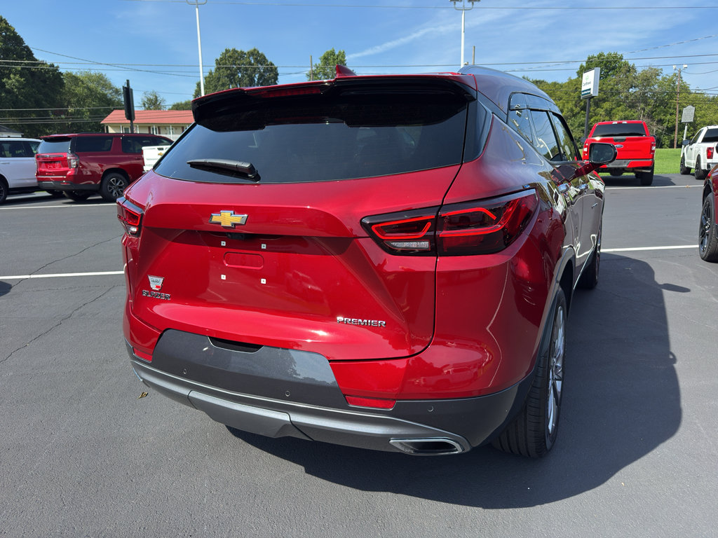 Used 2025 Chevrolet Blazer Premier w/ Driver Confidence II Package FWD image 5