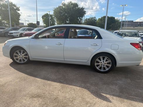 Used 2006 Toyota Avalon Limited FWD image 8