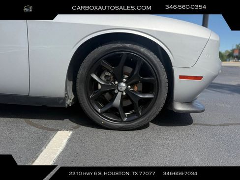 Used 2019 Dodge Challenger GT w/ Driver Convenience Group image 26