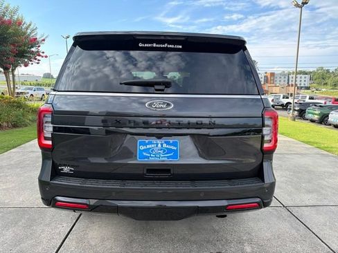 Used 2023 Ford Expedition Limited RWD image 6