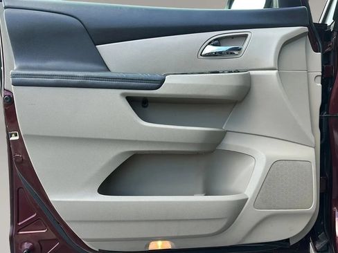 Used 2017 Honda Odyssey EX-L image 13