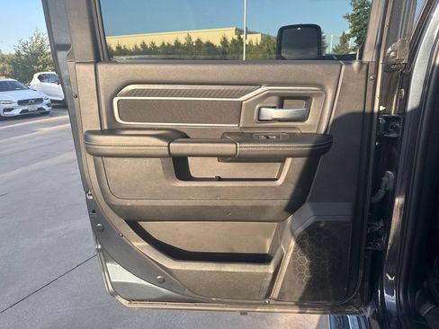 Used 2026 RAM 2500 Big Horn AWD/4WD image 14