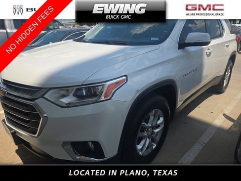 Used 2021 Chevrolet Traverse LT FWD image 1