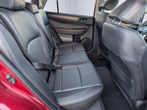 Used 2017 Subaru Outback 2.5i Limited image 10