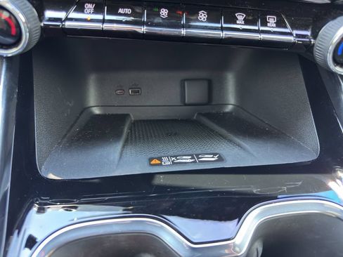Used 2024 Chevrolet Traverse RS w/ LPO, Floor Liner Package AWD/4WD image 32