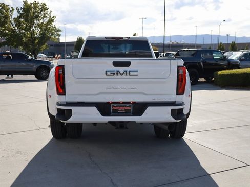Used 2025 GMC Sierra 3500 Denali Ultimate image 5