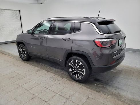 Used 2022 Jeep Compass Limited image 3