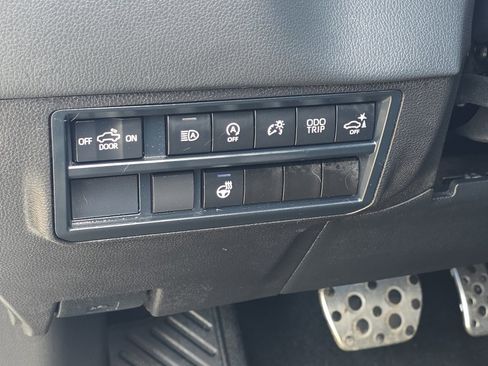 Used 2024 Toyota Tundra Limited w/ TRD Off-Road Package AWD/4WD image 25
