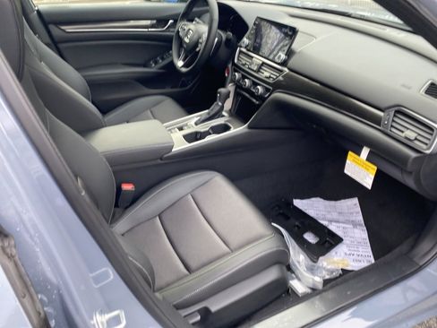 Used 2022 Honda Accord Sport image 28