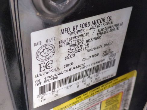 Used 2017 Ford Expedition Limited image 40