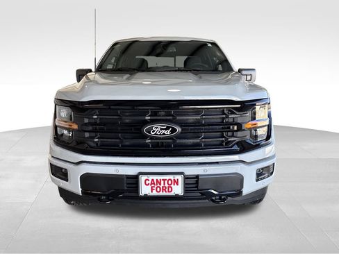 Used 2023 Ford F150 Lariat w/ Trailer Tow Package image 8