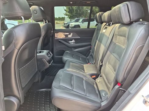 Used 2024 Mercedes-Benz GLS 63 AMG 4MATIC image 35